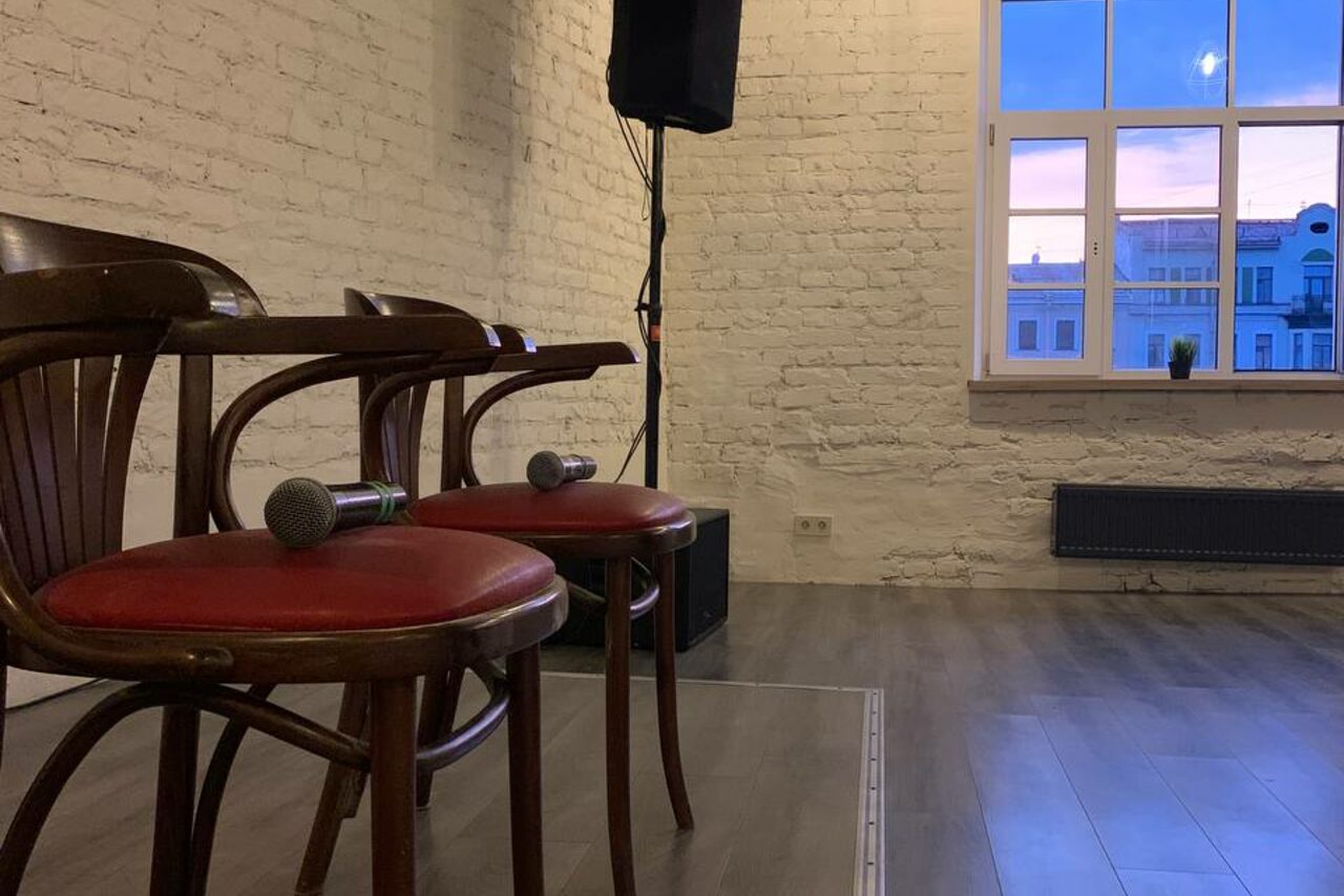 Арендовать Красая Баронесса Стилизованный лофт на набережной