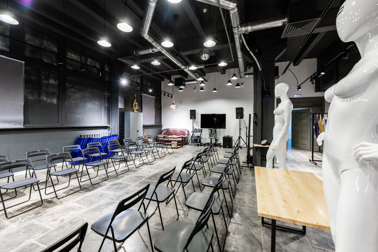 Арендовать Выставка Российских дизайнеров Пространство