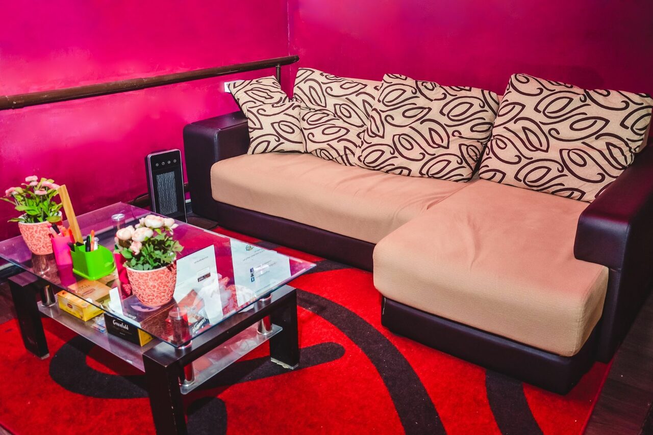 Арендовать Home Video Лофт-квест 18+