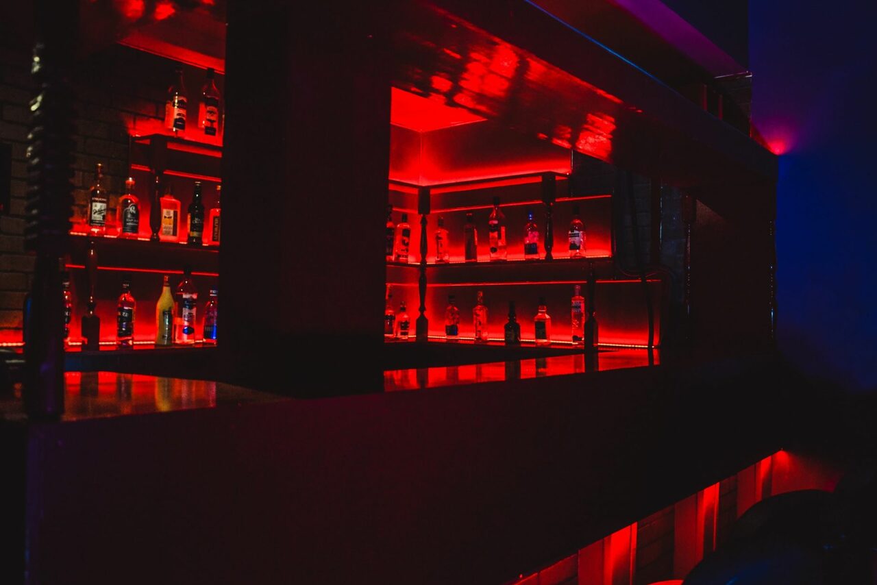 Арендовать Home Video Лофт-квест 18+