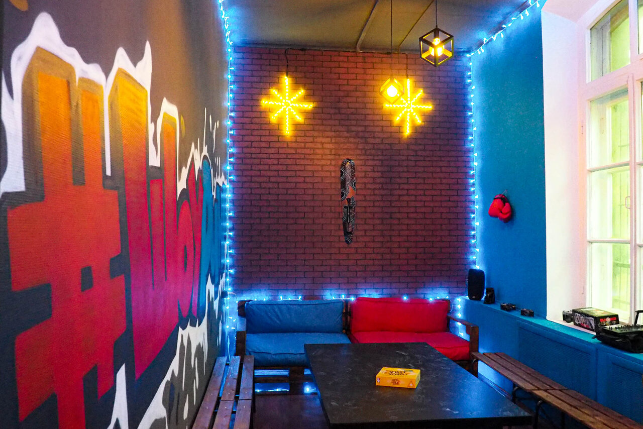 Арендовать РИНГ. Лофт с дизайнерской мебелью