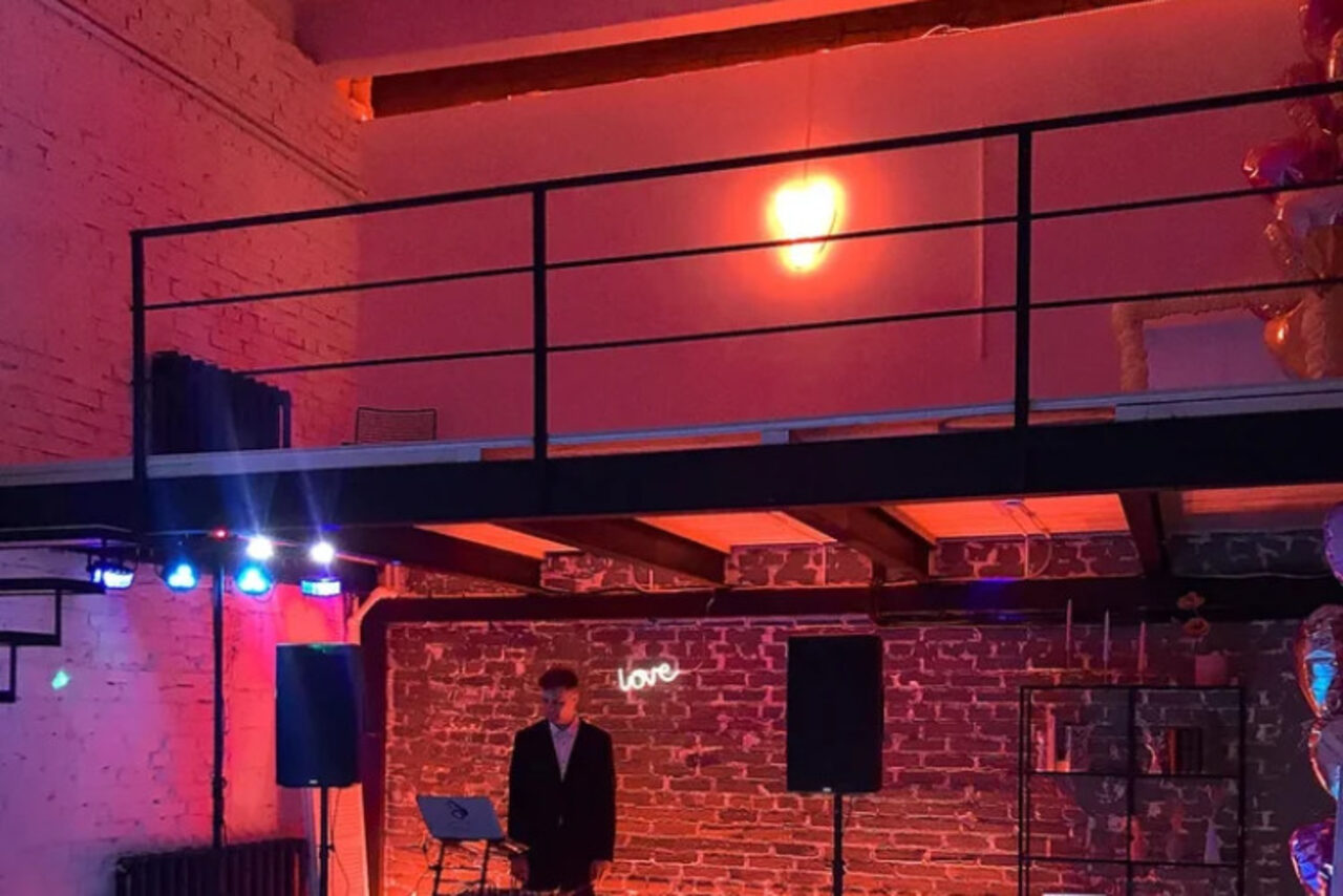 Арендовать COME IN LOFT. Зал EASY