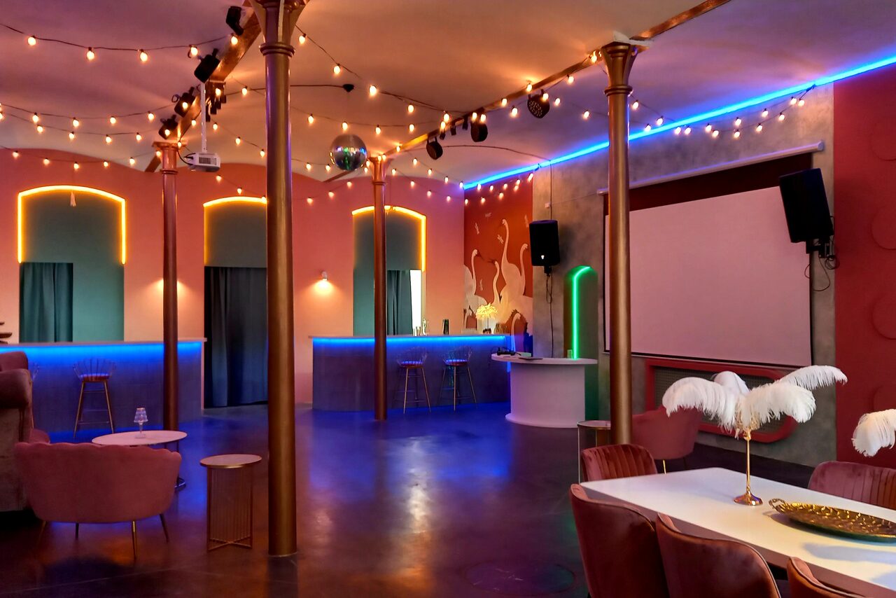 Арендовать Лофт Май. Зал Мемфис