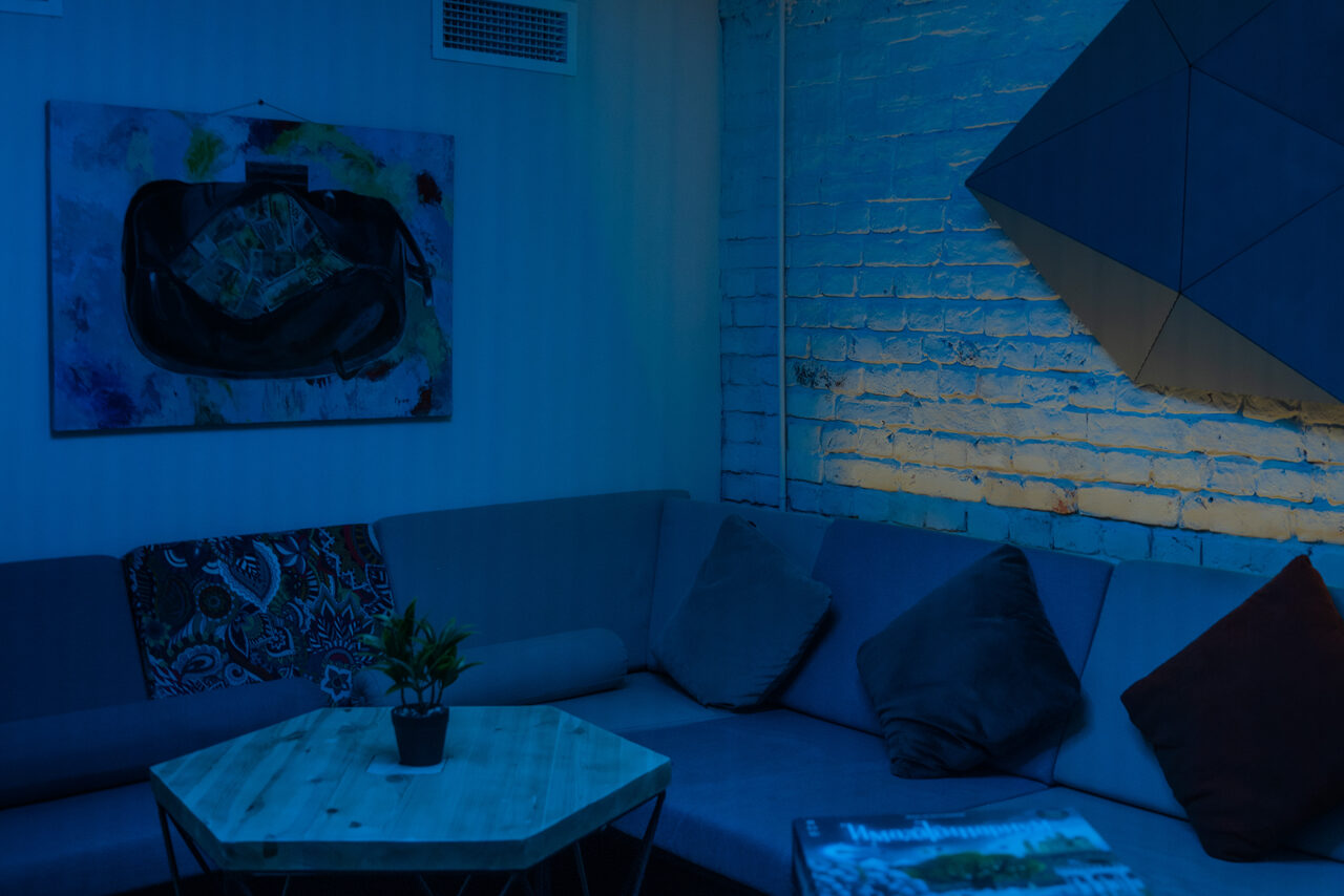 Арендовать Уютное lounge-пространство с караоке