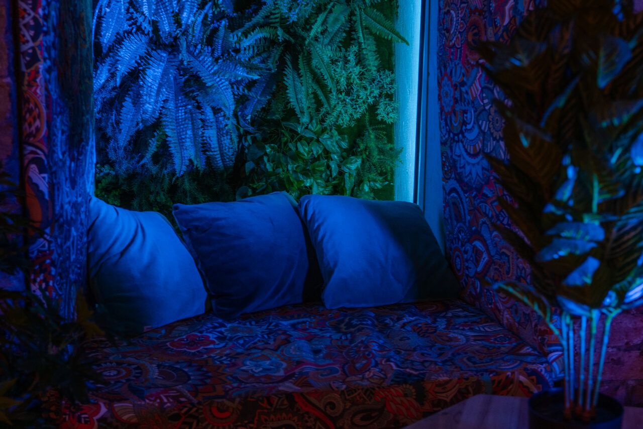 Арендовать Уютное lounge-пространство с караоке