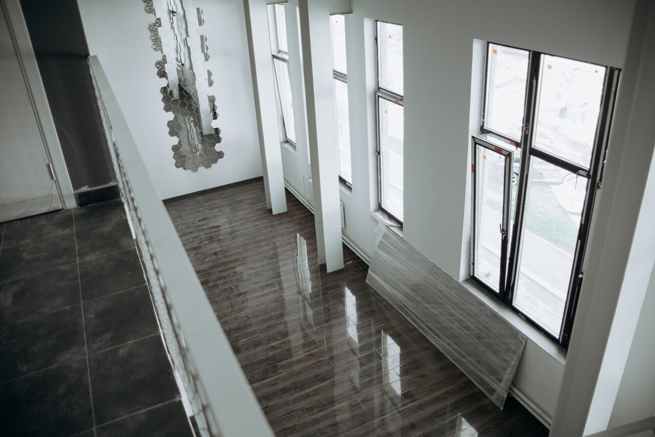 Арендовать Лофт в серых тонах