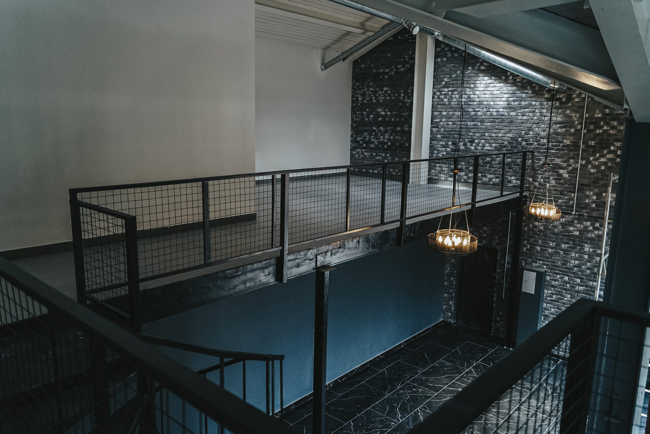 Арендовать Двухэтажный лофт