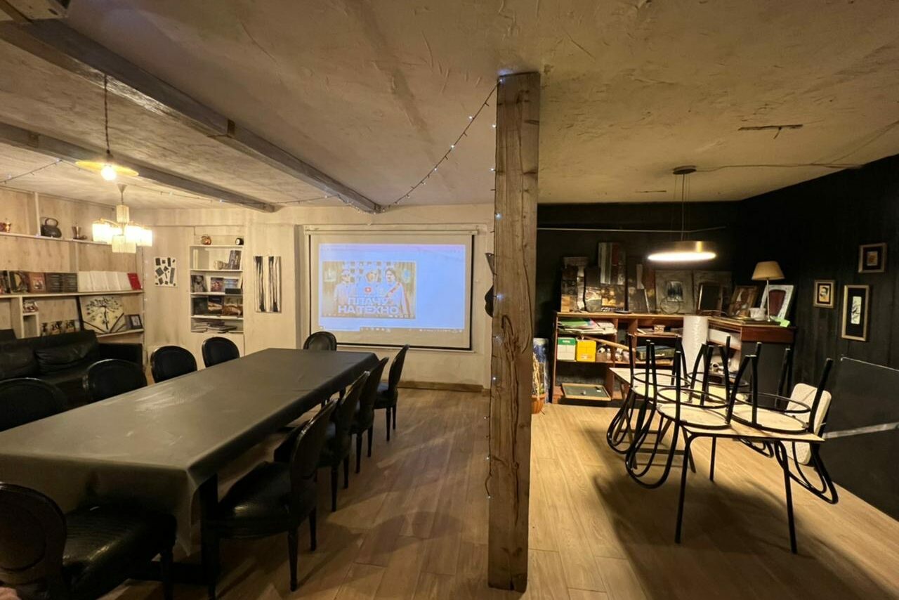 Арендовать Дом с зоной для пикника для детских мероприятий 