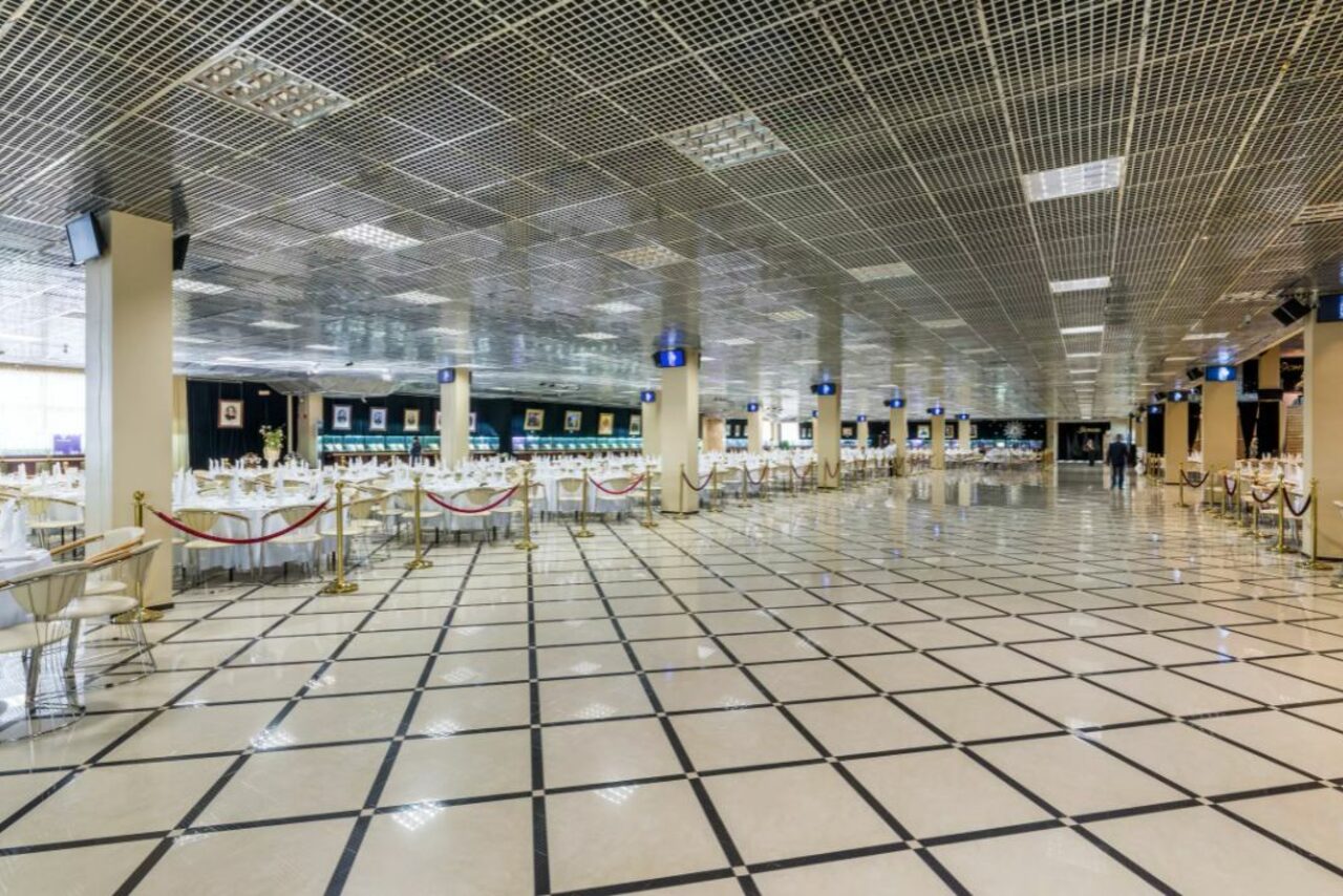 Арендовать Банкетный зал для различных мероприятий премиум класса 