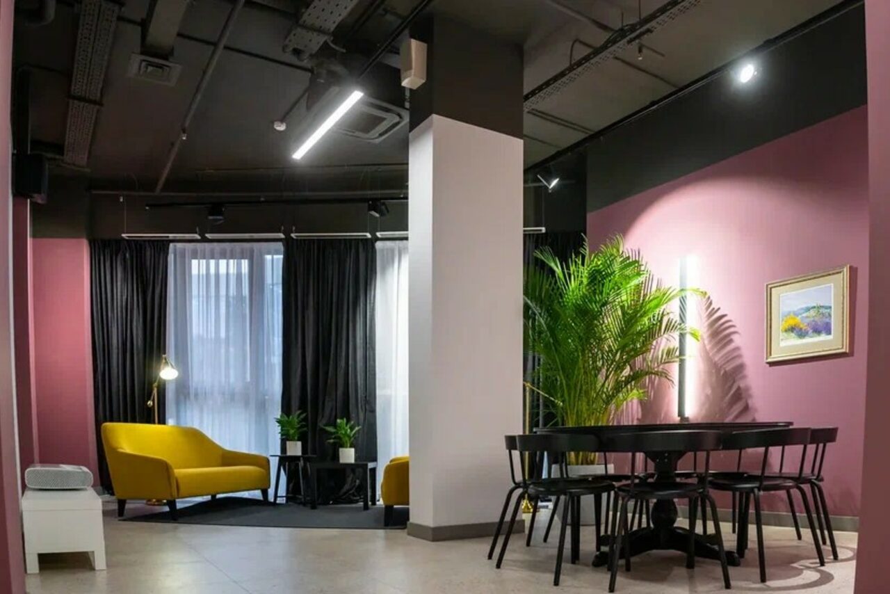 Арендовать Лофт Ключи. Уютный лофт с яркими акцентами