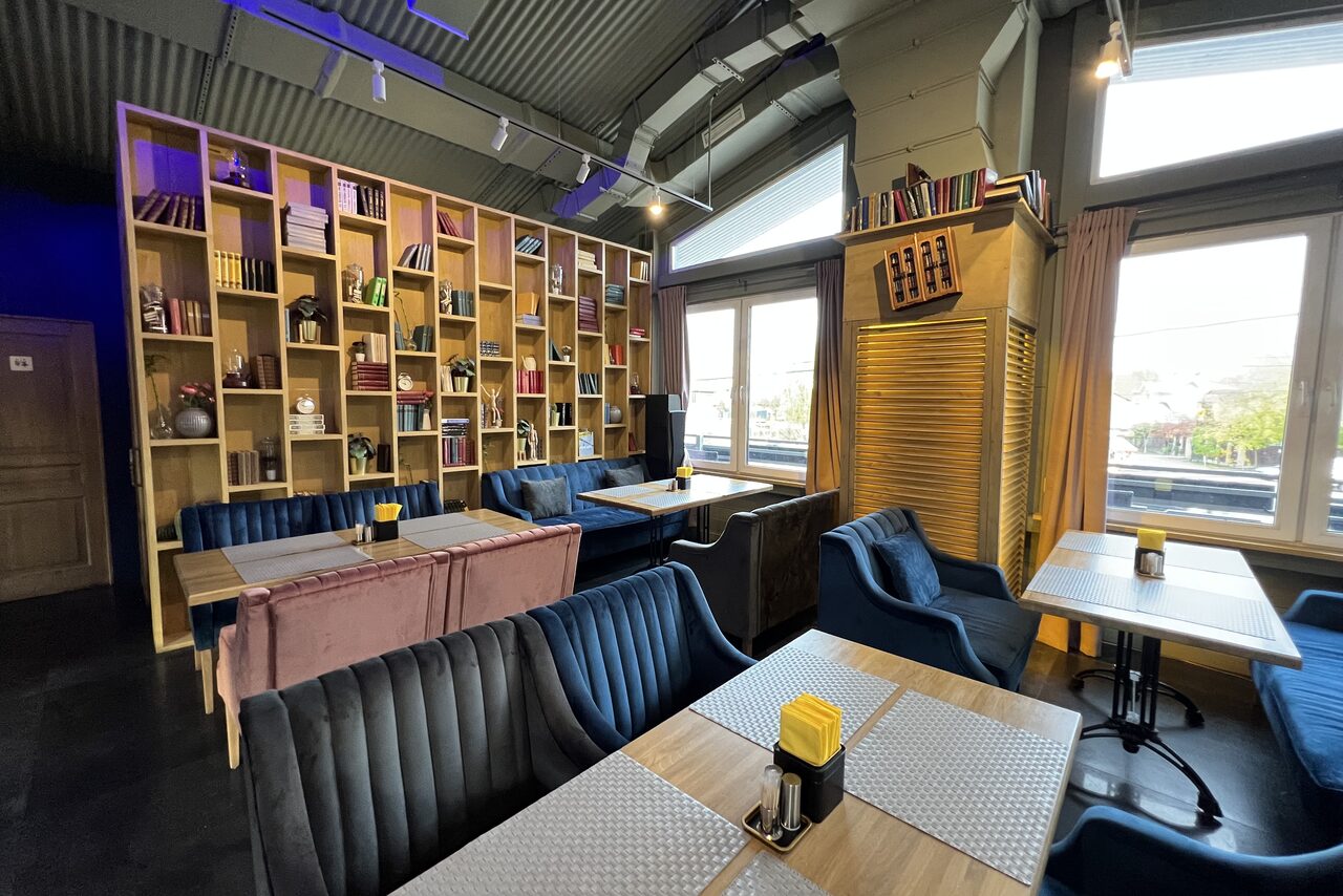 Арендовать Просторный бар под закрытие для ваших мероприятий 