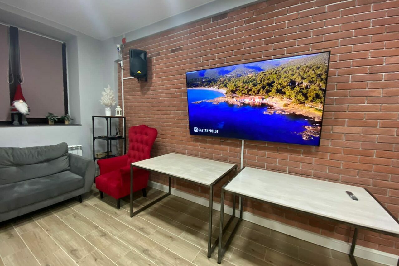 Арендовать Лофт-кухня с островком для детских событий