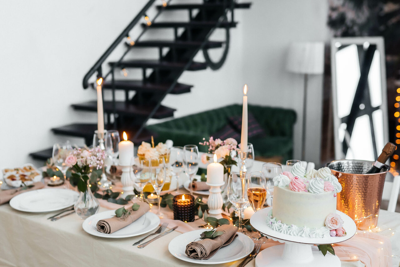 Арендовать Антуражная двухуровневая площадка