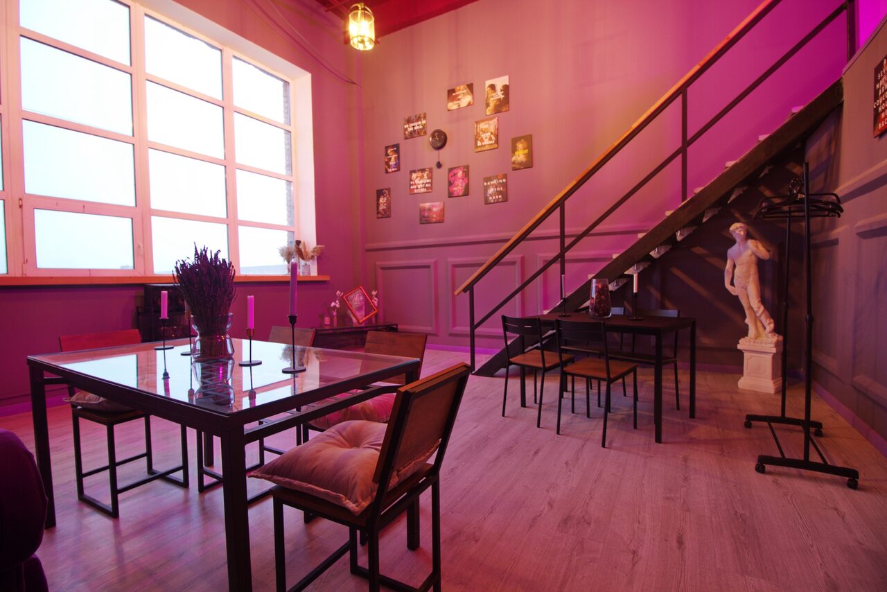 Арендовать Лофт в лавандовом цвете 