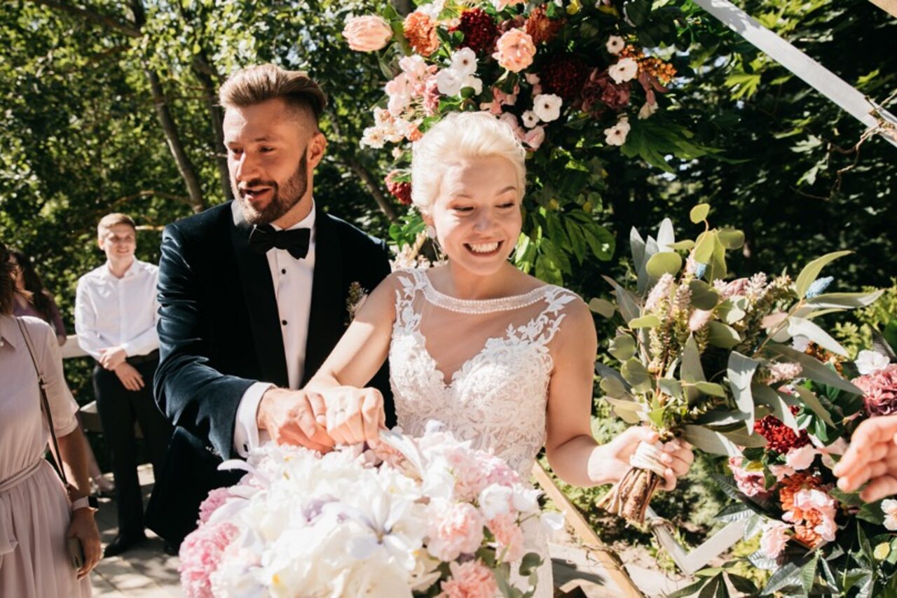 Арендовать Sosтояния Хаус Большой загородный коттедж