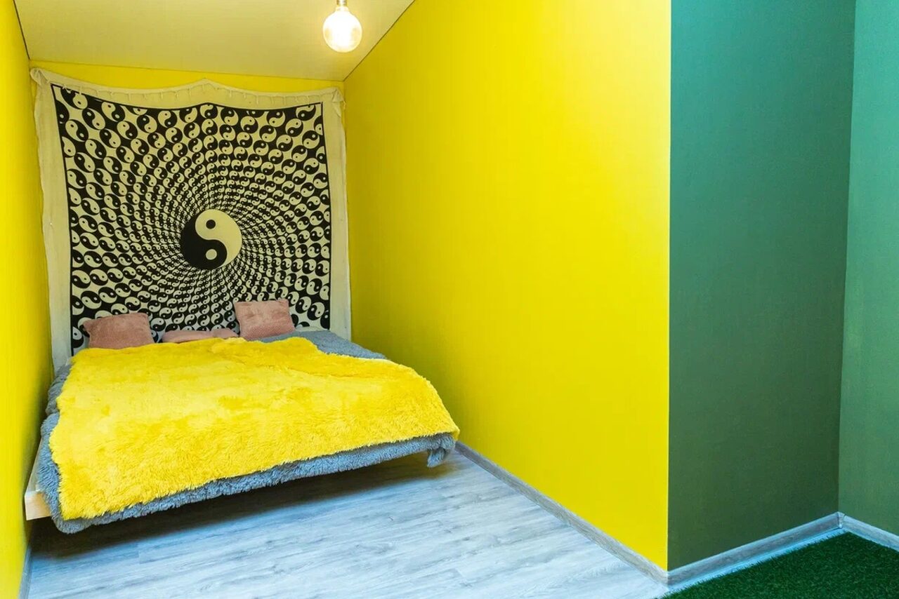 Арендовать Sosтояния Хаус Большой загородный коттедж