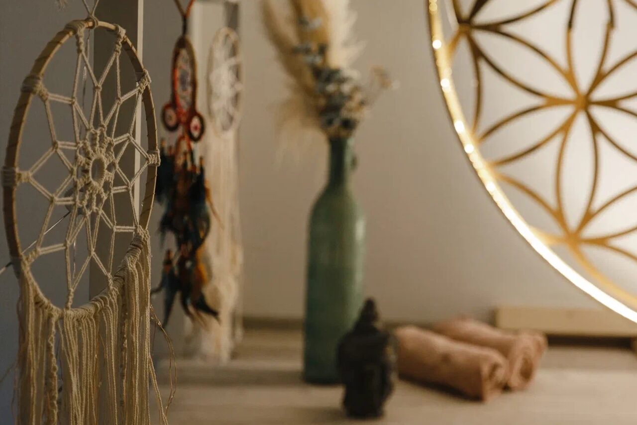 Арендовать Sosтояния Хаус Большой загородный коттедж