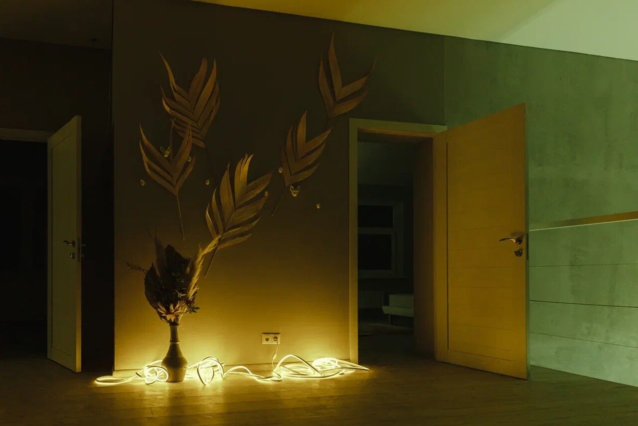 Арендовать Sosтояния Хаус Большой загородный коттедж