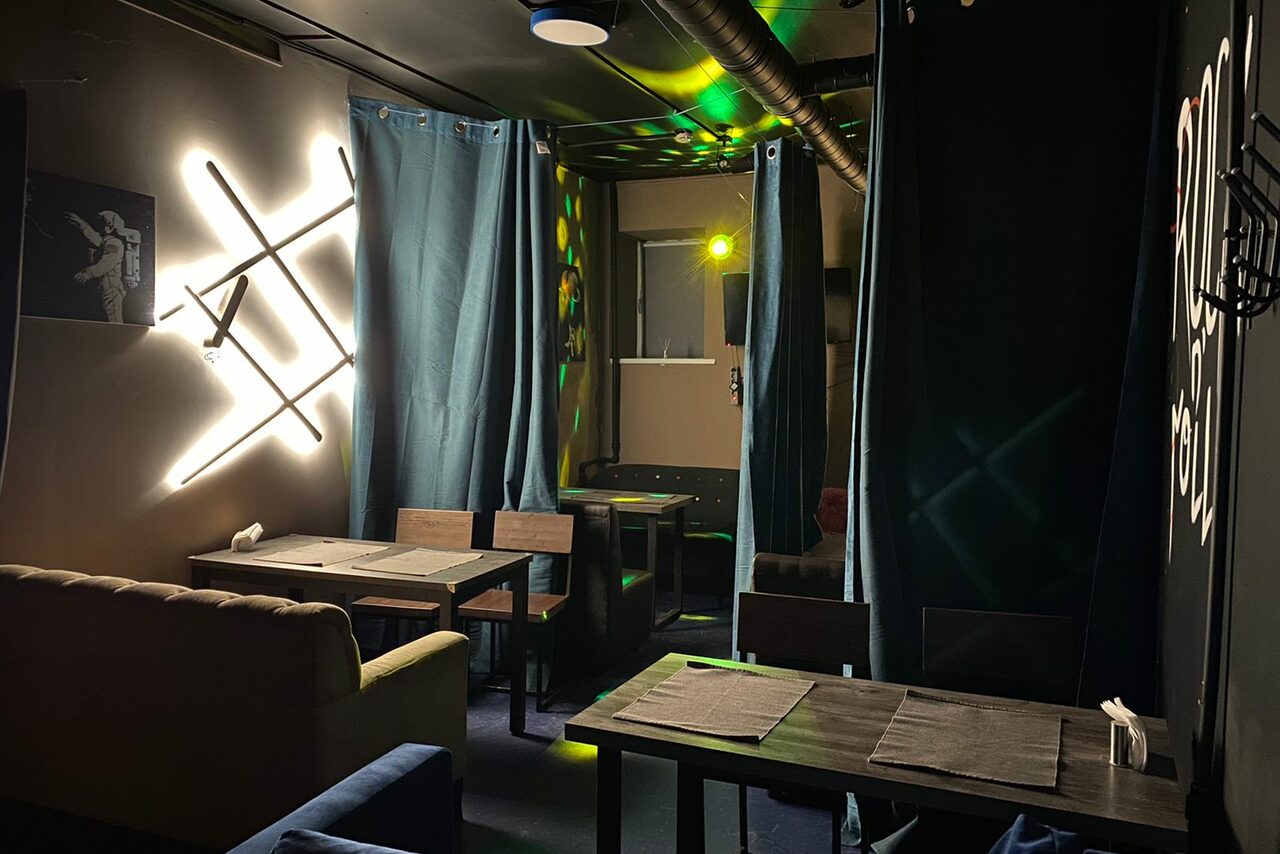 Арендовать Лофт-бар с бесплатным барменом