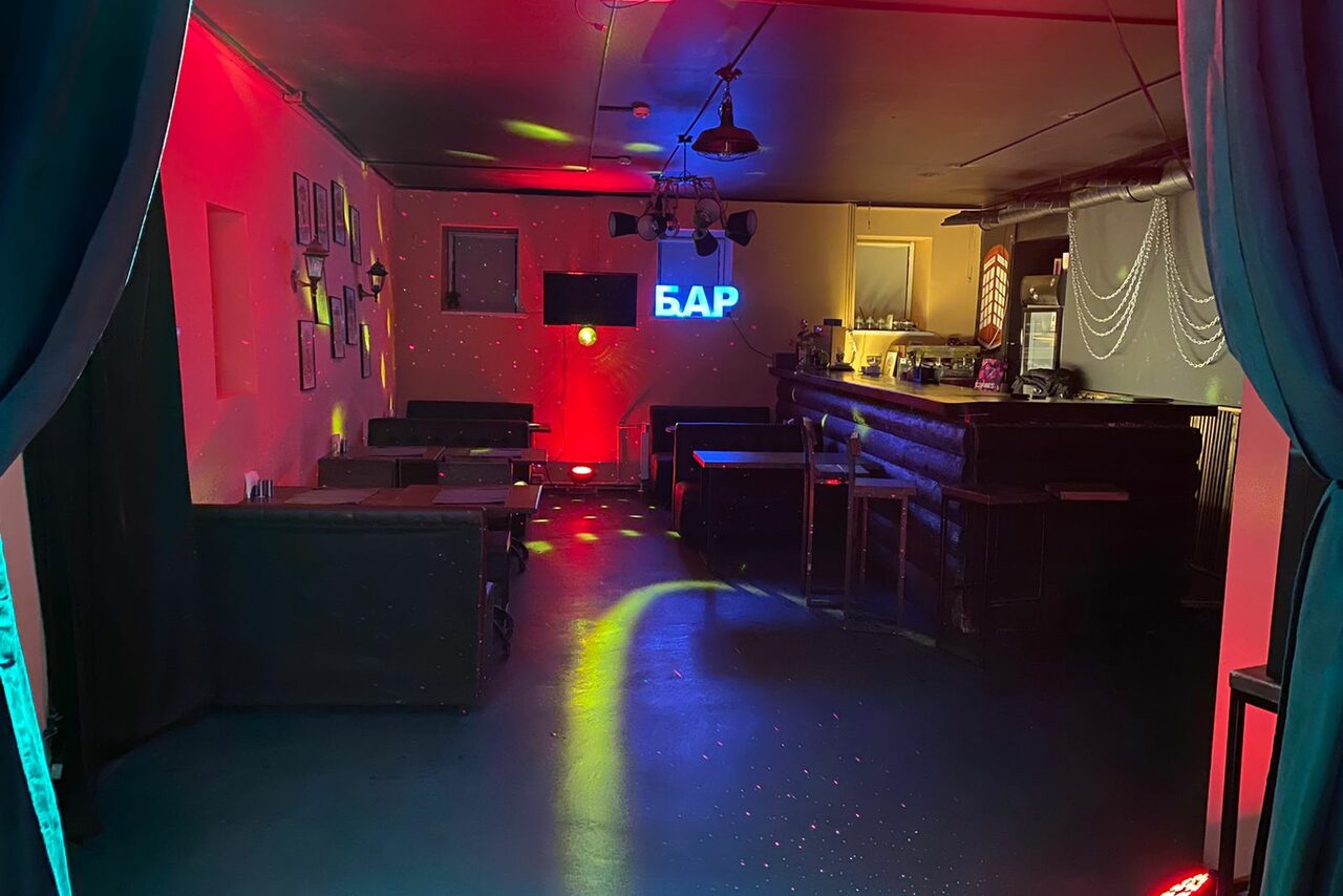 Арендовать Лофт-бар с бесплатным барменом