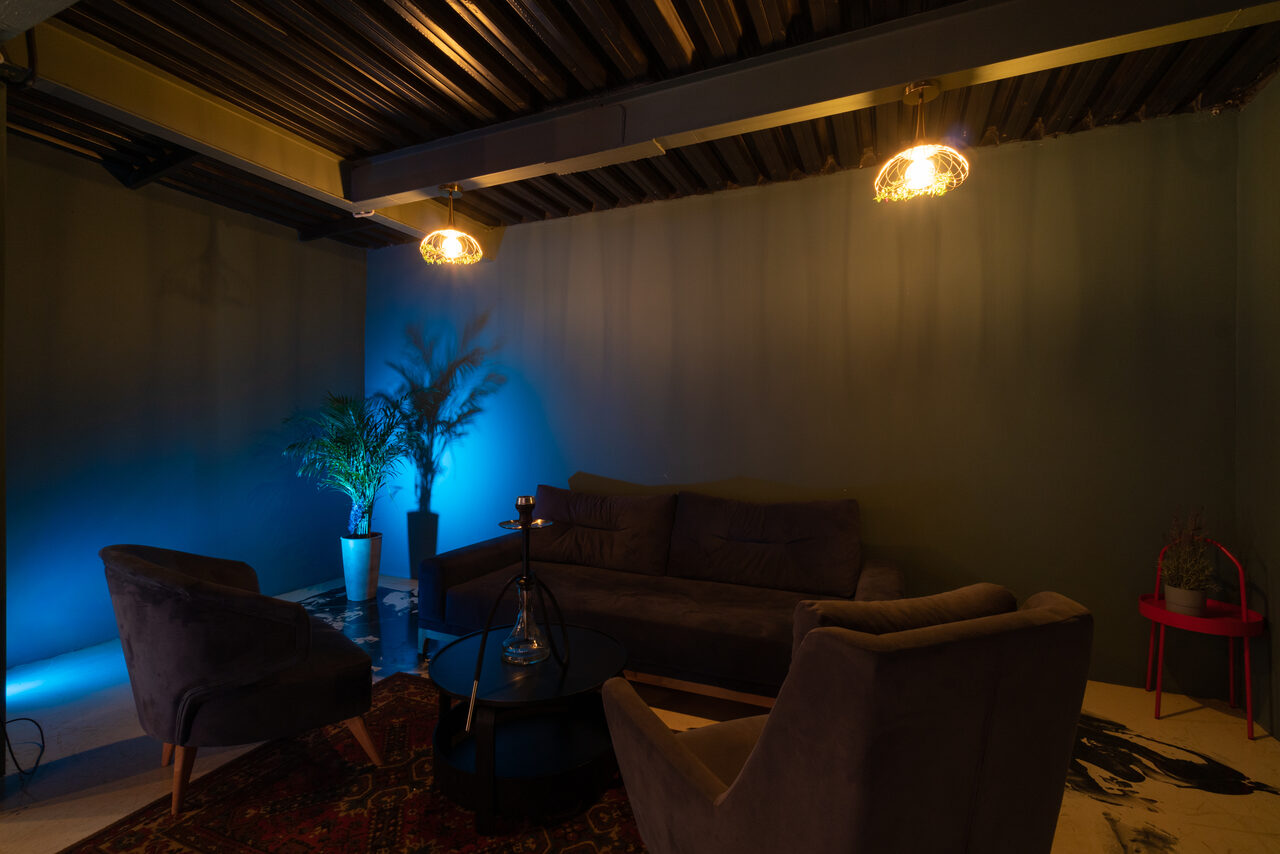 Арендовать Стилизованный двухэтажный лофт