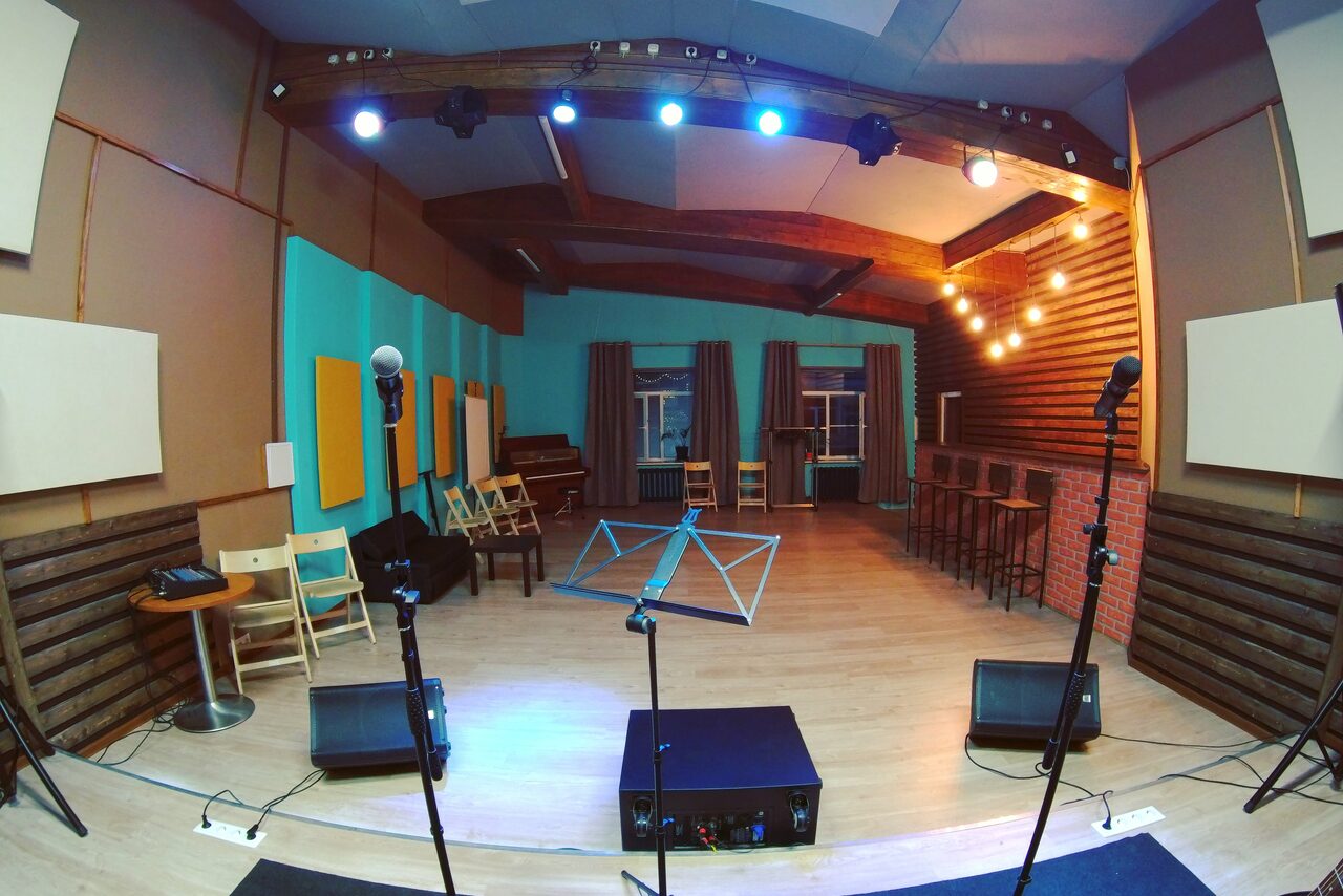Арендовать Лофт с музыкальным оборудованием