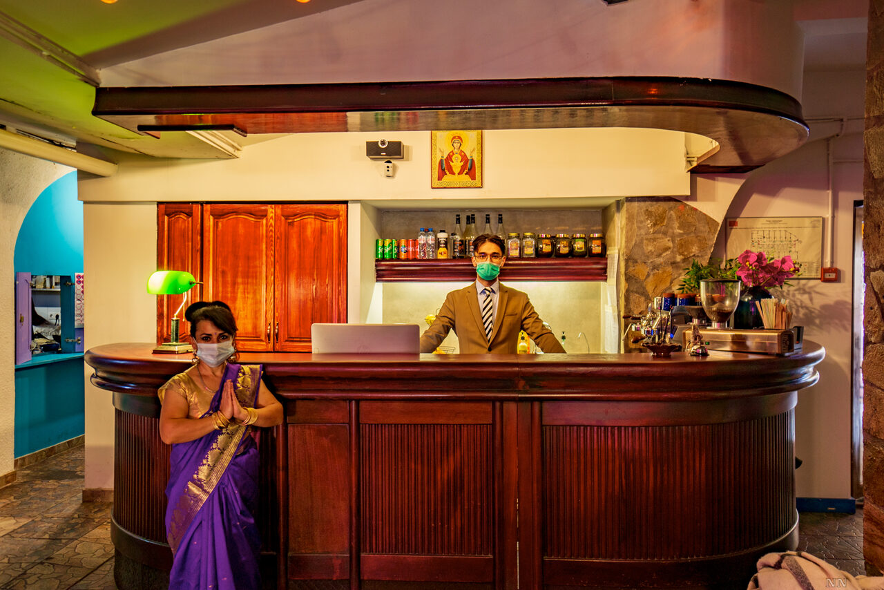 Арендовать Индийский лофт-сад с тропическими растениями