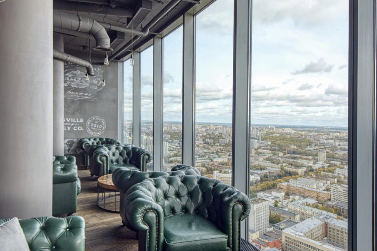 Арендовать Пространство на 50 этаже с видом на город