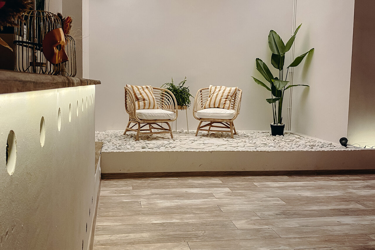 Арендовать East Side Studio. Светлый двухуровневый лофт