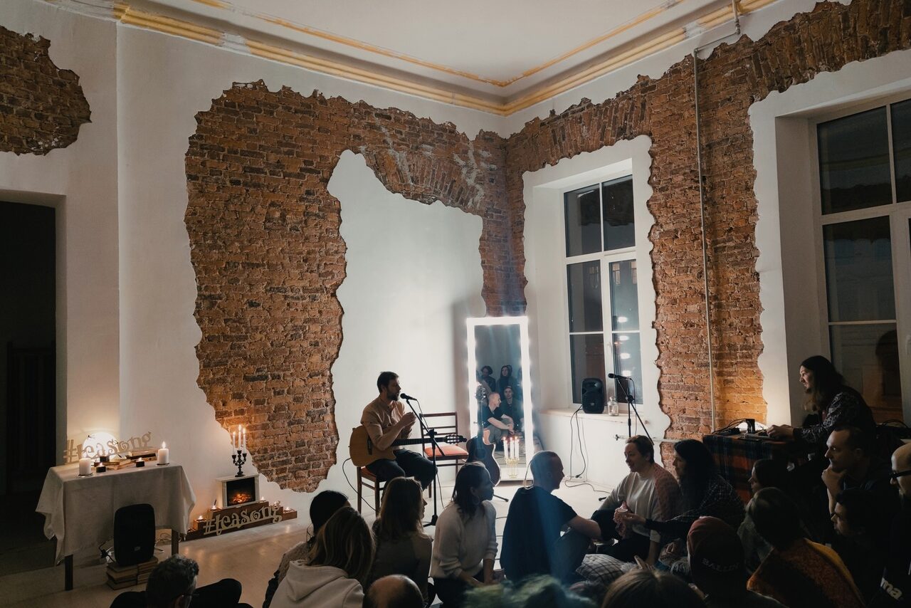 Арендовать Лофт на Фонтанке. Универсальный лофт 