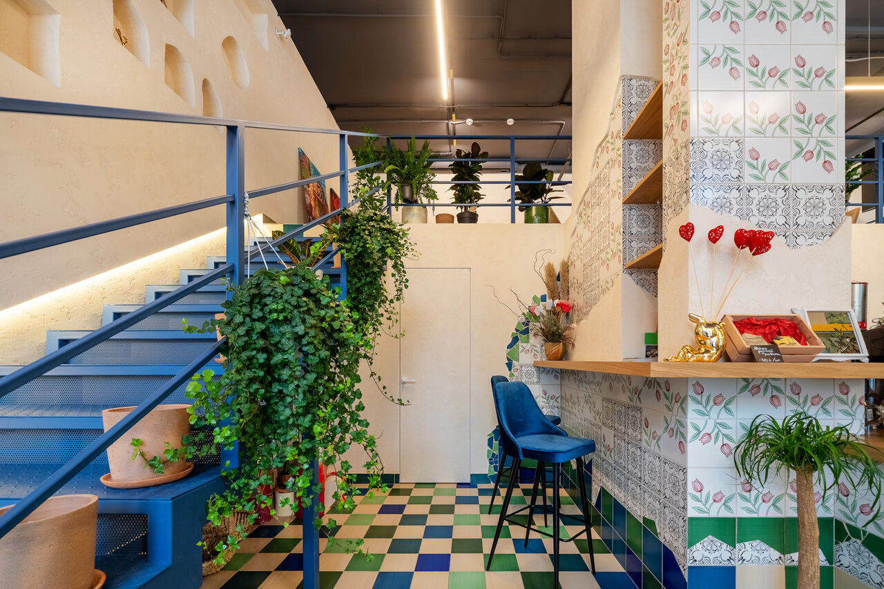 Арендовать Атмосферное пространство с цветами