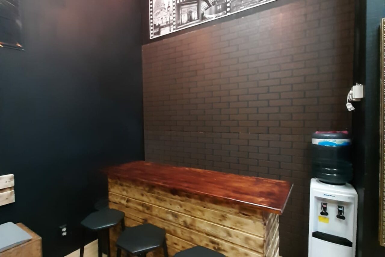 Арендовать Loft City Мини-лофт с камином