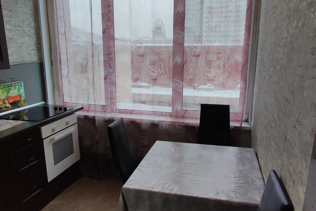 Арендовать Квартира на Арбатской