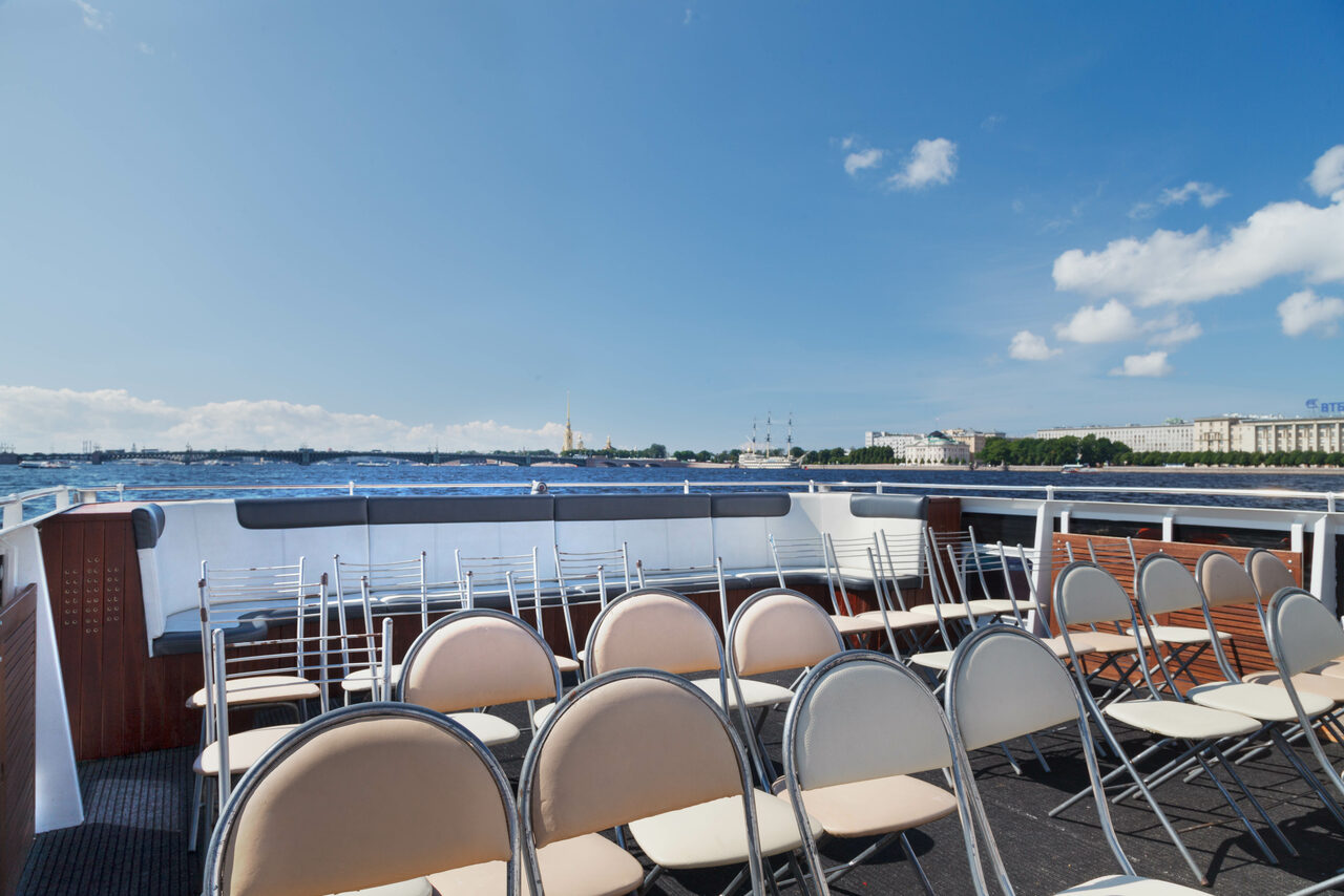 Арендовать Теплоход премиум класса