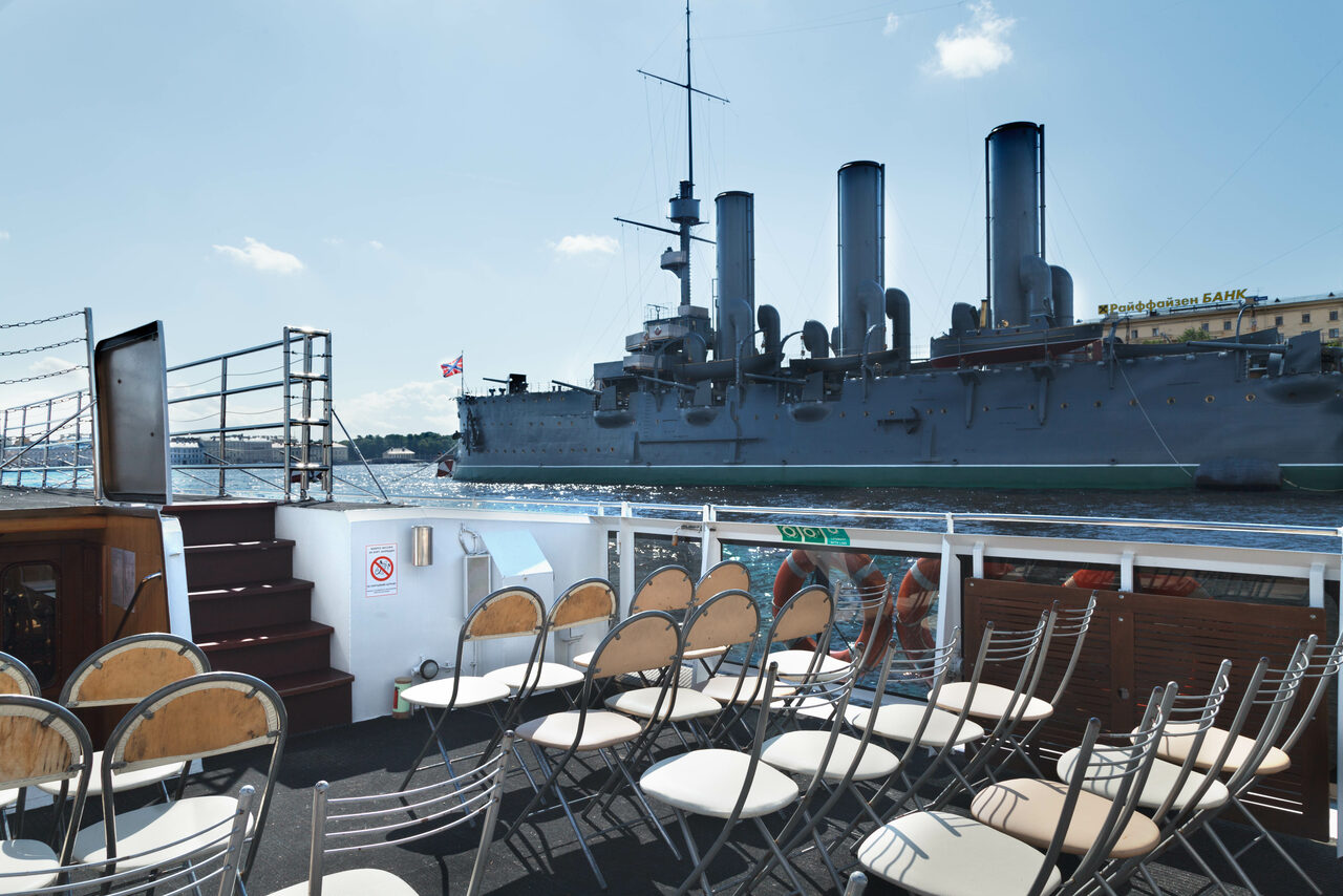 Арендовать Теплоход премиум класса