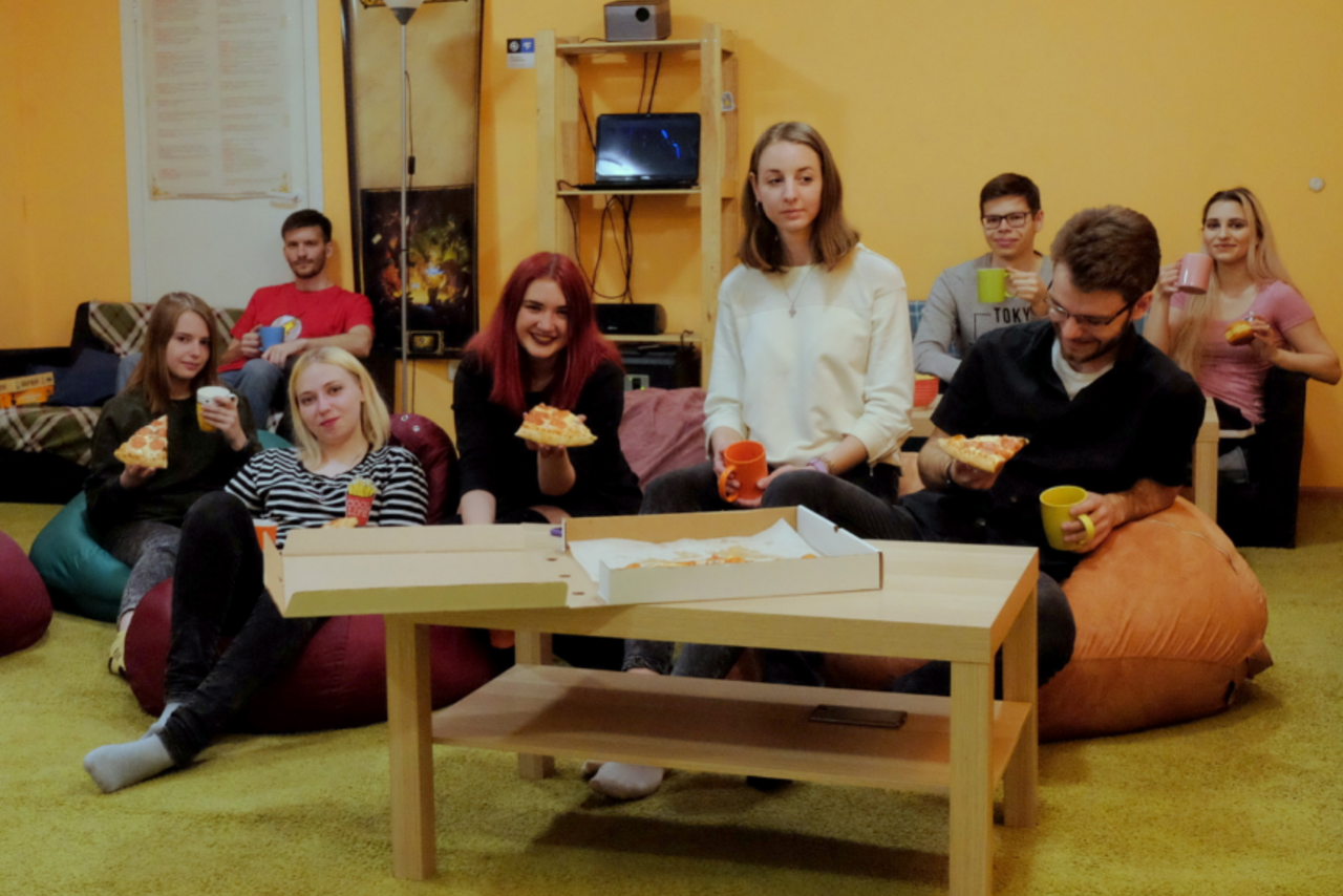 Арендовать Атмосферное анти-кафе в Новосибирске