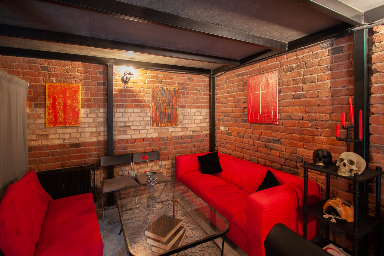 Арендовать Art Union Двухуровневый арт-лофт 