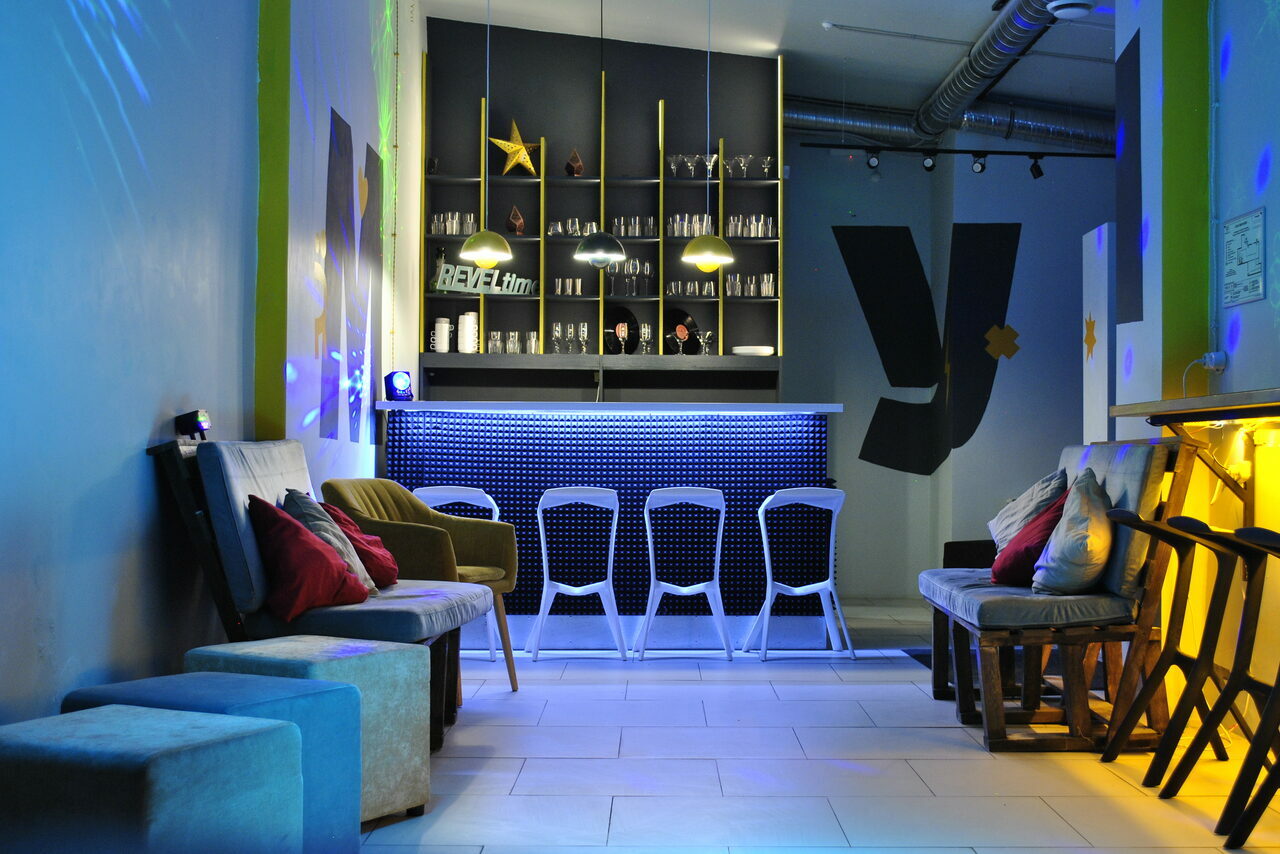 Арендовать Яркий лофт для детских праздников