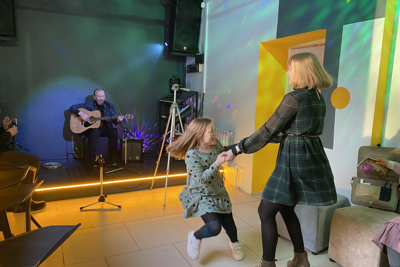 Арендовать Яркий лофт для детских праздников