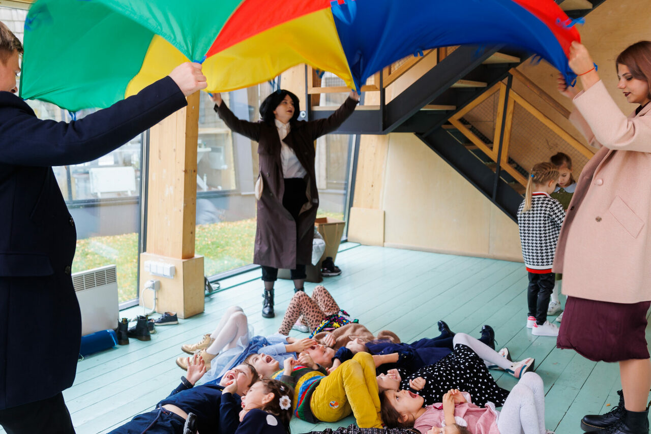 Арендовать Домик с панорамными окнами для детских мероприятий