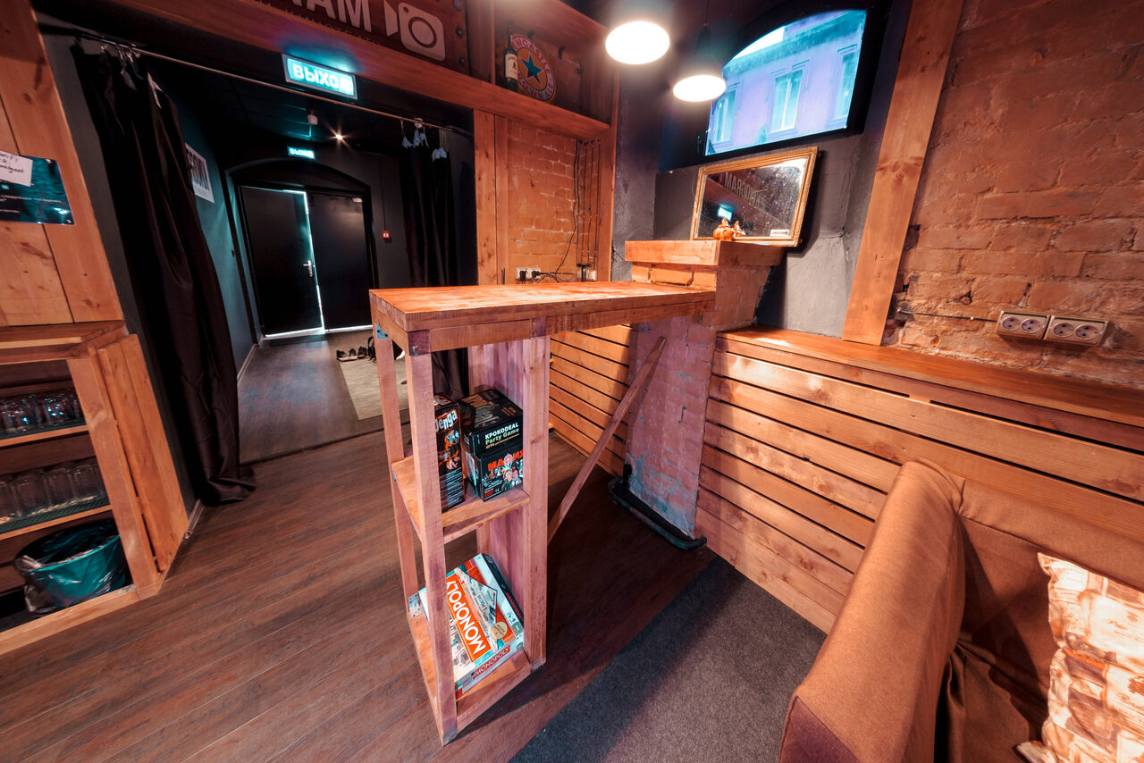 Арендовать Лофт с большим экраном 