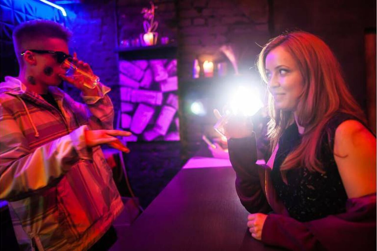 Арендовать Loftblackout. Эксклюзивный черный лофт с летней террасой