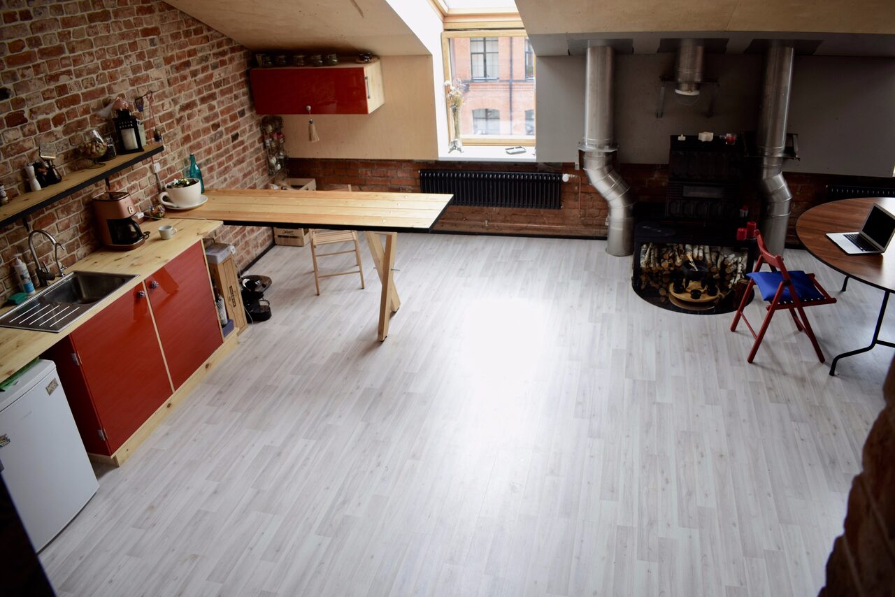 Арендовать Citrus Space Лофт-мансарда с камином