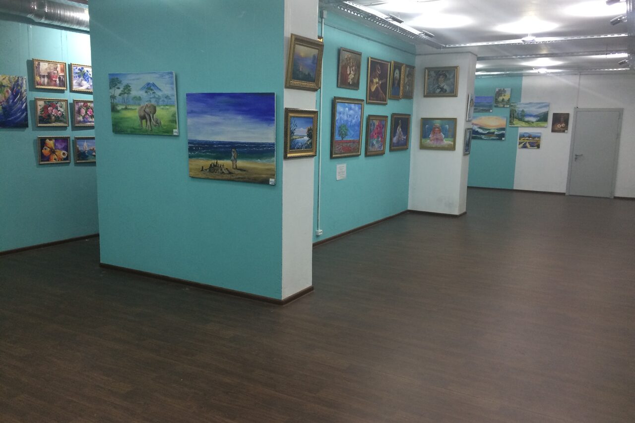Арендовать Школа Креатива Лофт-картинная галерея 