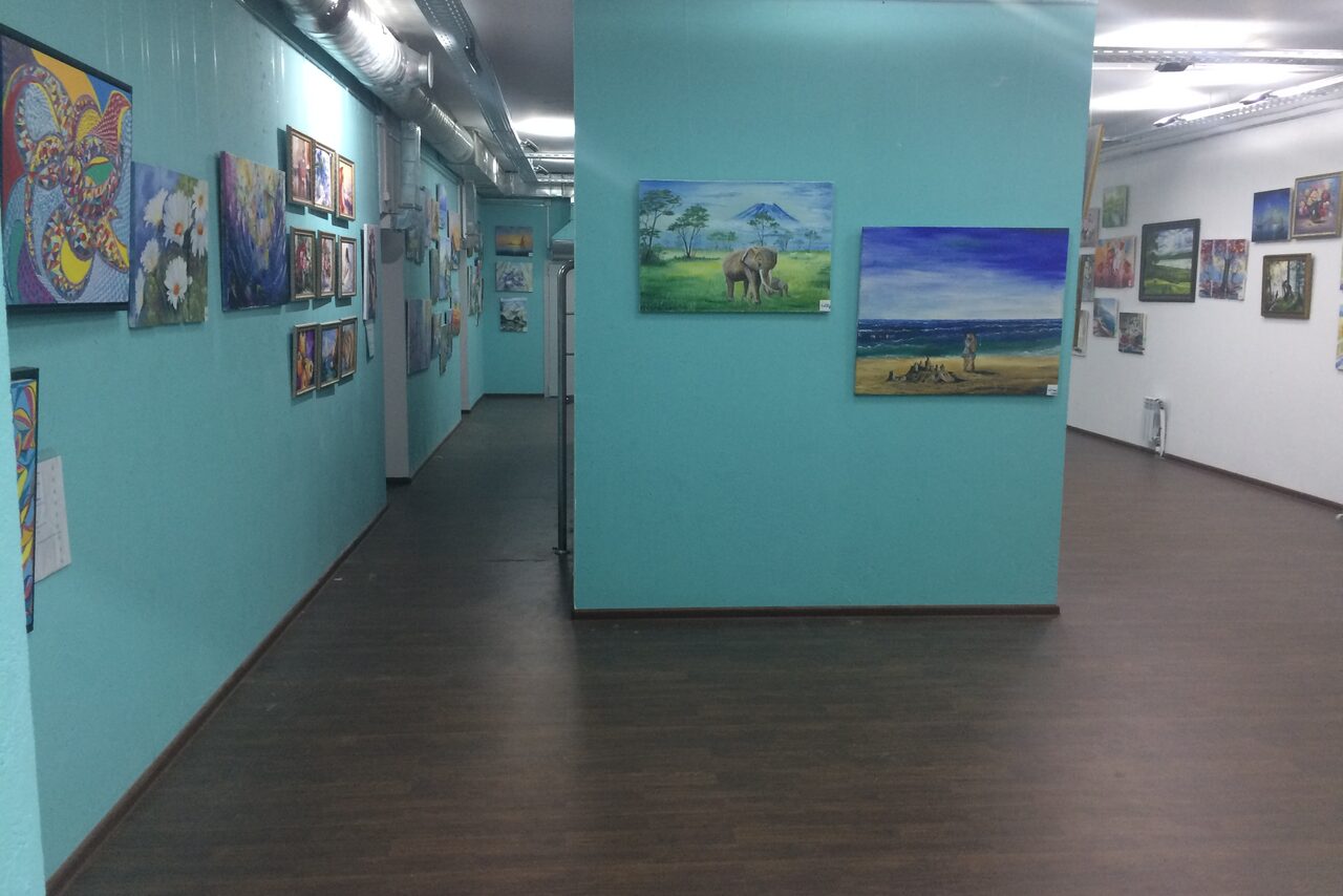 Арендовать Школа Креатива Лофт-картинная галерея 