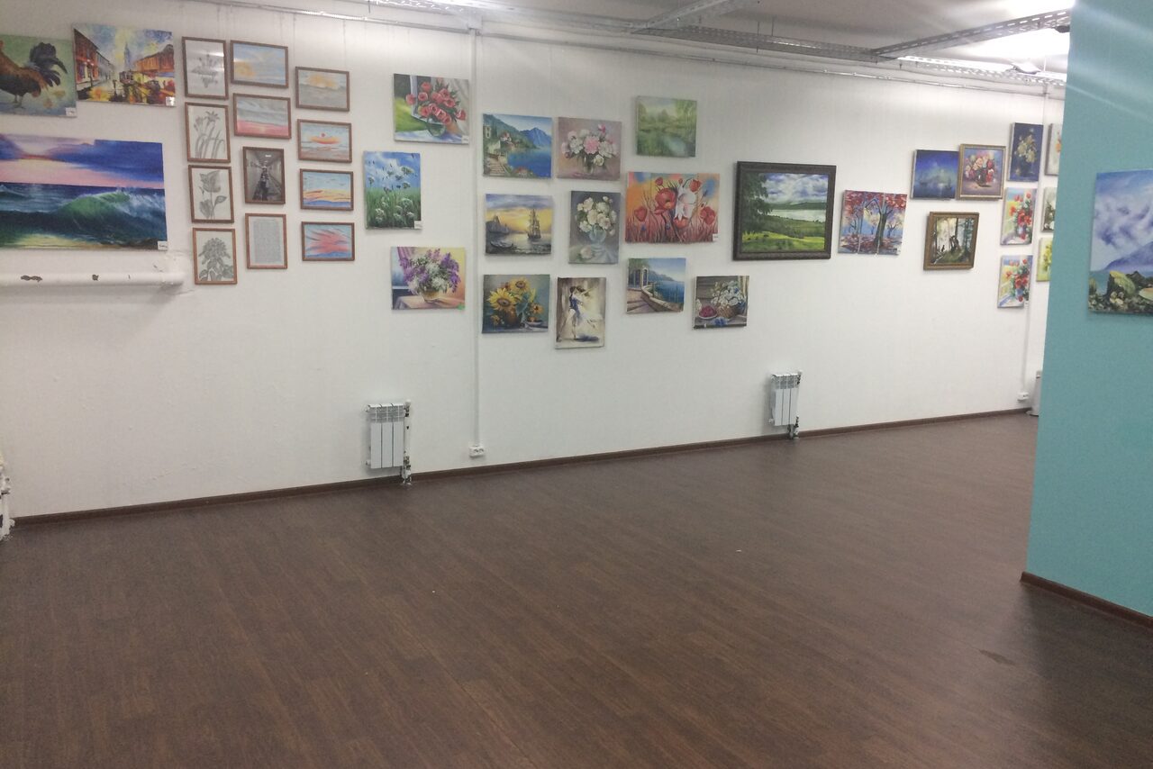 Арендовать Школа Креатива Лофт-картинная галерея 