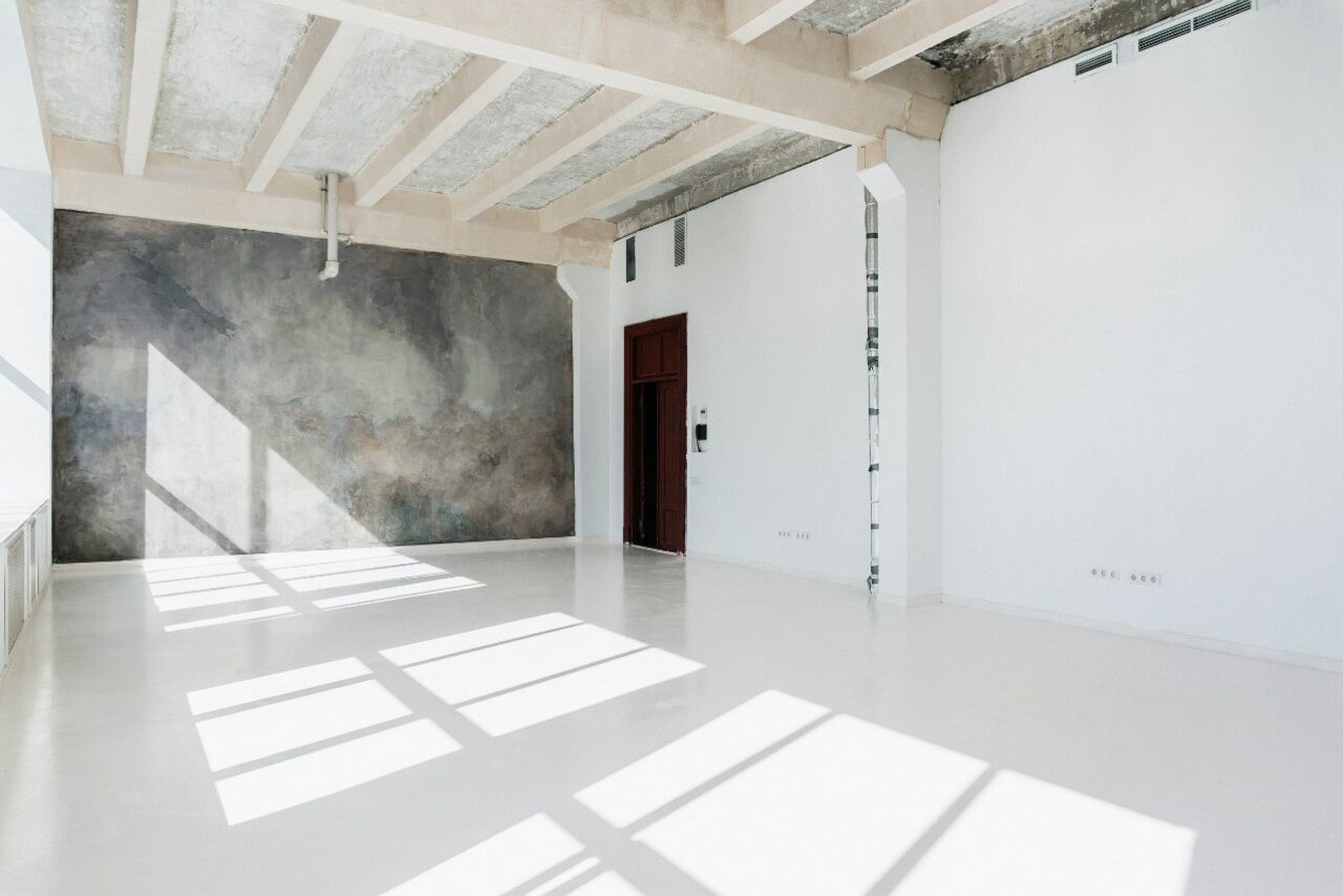 Арендовать Studio 212 (Студио 212). Панорамный лофт в стиле минимализм