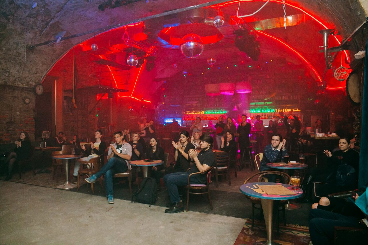 Арендовать Пространство «Freedom» Атмосферный лофт-бар в центре СПб