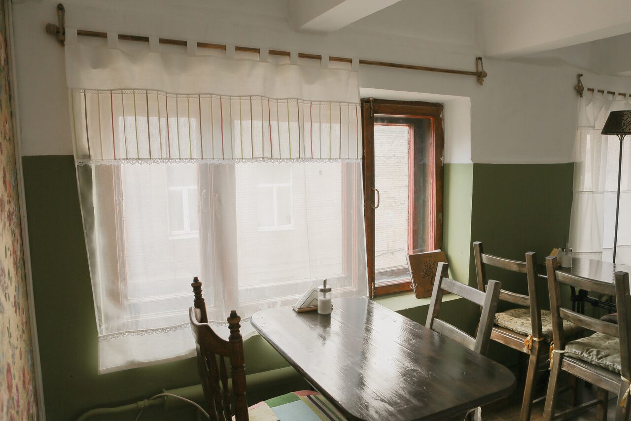 Арендовать Фотостудия Bouton. Лофт-кафе в стиле прованс 