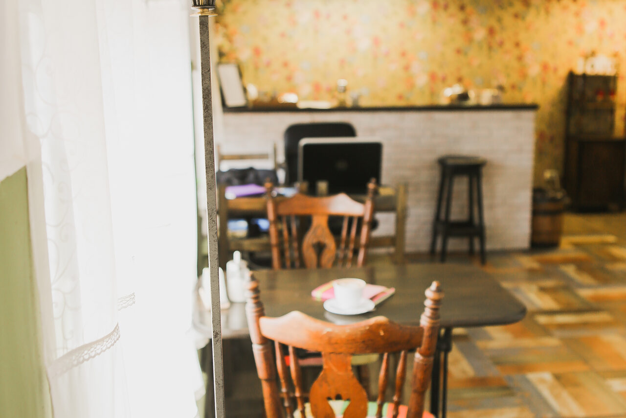 Арендовать Фотостудия Bouton. Лофт-кафе в стиле прованс 